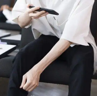 马嘉祺的手部青筋【多图预警】