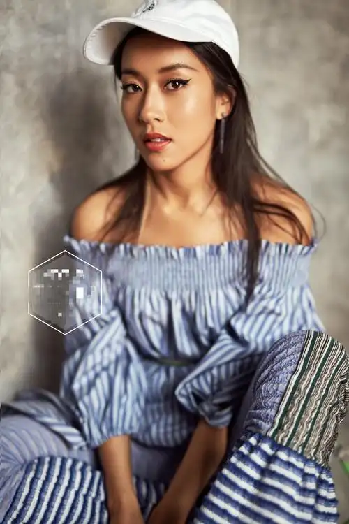 吉克隽逸时装大片  高冷风带有一丝性感