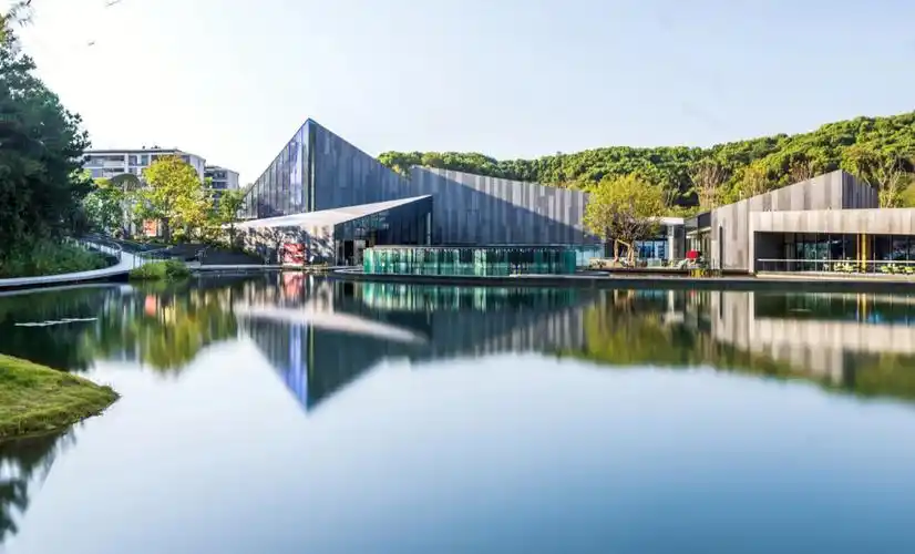 万科森林公园伴山洋房