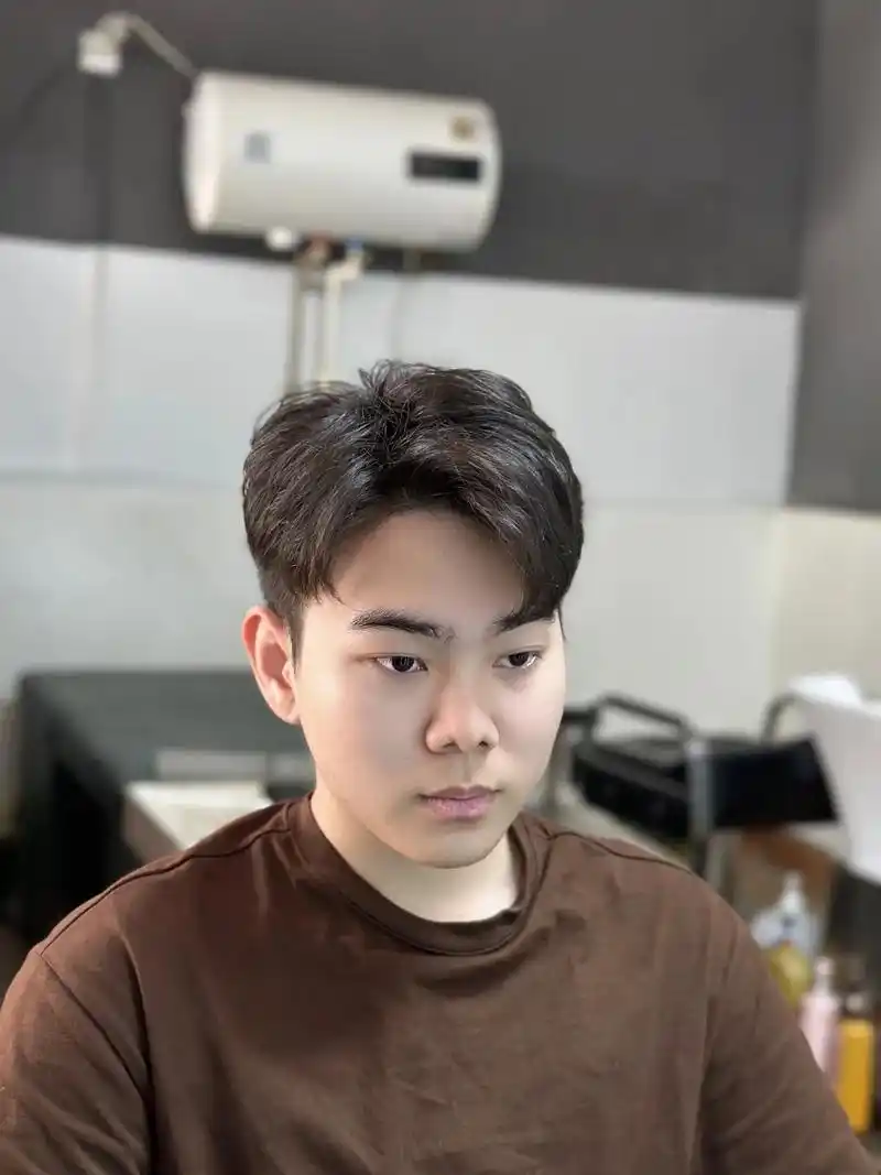 一款超好看不挑脸型的烫发#韩式气垫烫 #男生烫发发型推荐 - 抖音