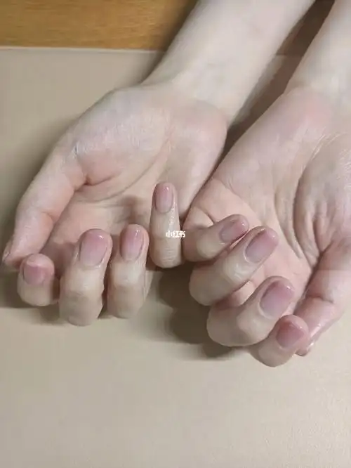 初秋的美甲调色教程