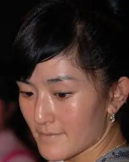 谢娜素颜惊人照曝光 上街置办结婚用品(图)