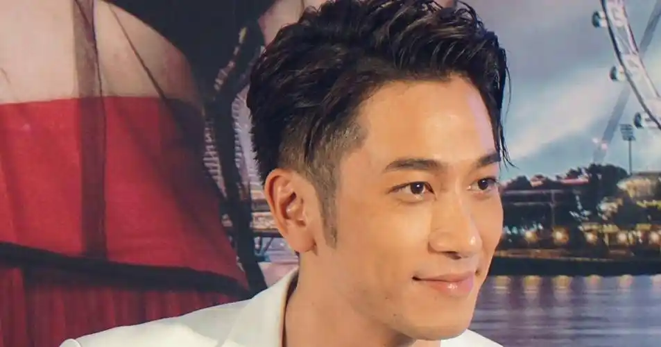 44岁吴卓羲被妈妈催婚,罕谈被指向古天乐借钱不还