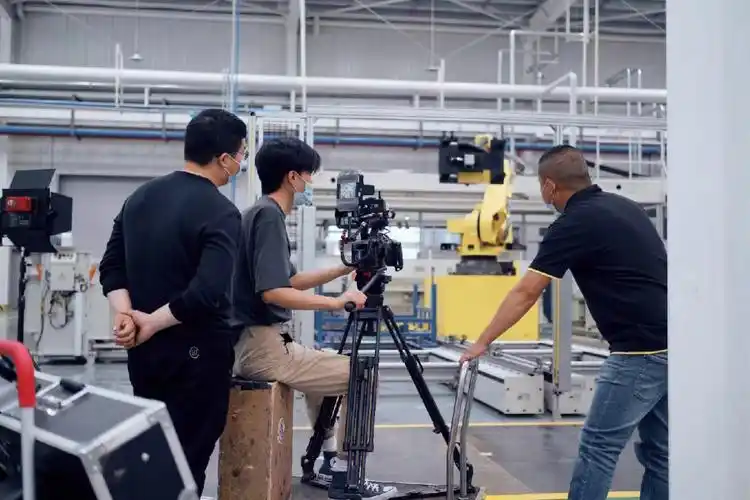 光与影传媒拍摄一部宣传片最低多少钱