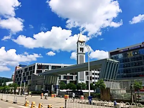 促进美育发展----昆明市初中美术课堂教学竞赛颁奖典礼在昆十中举行