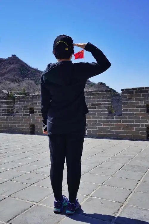 《我向国旗敬礼》张兴涛《心中的红太阳》张举涛《富源胜境关》钱德华