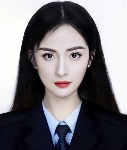 杨幂的证件照baby的证件照看到赵丽颖一眼万年