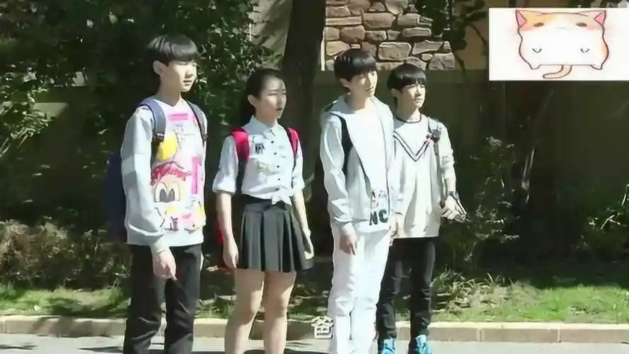 张子枫与tfboys同行惊呆黄磊 爸爸你快管管!