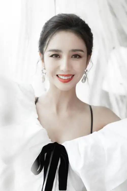 国民女神佟丽娅 商业价值获品牌认可与肯定