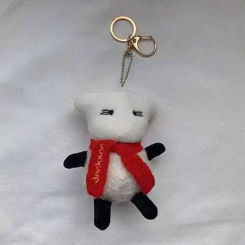 易烊千玺一只羊tfboys一只羊易烊千玺周边同款书包挂件毛绒公仔钥