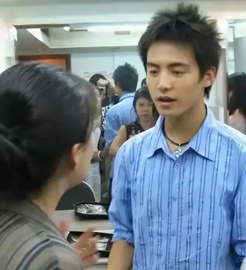 回顾马天宇目睹弟弟被抵债错过爷爷的葬礼成名背后有心酸