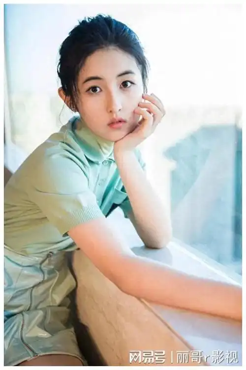 分手焉栩嘉,张子枫事业现状如何?网友:越来越红了!