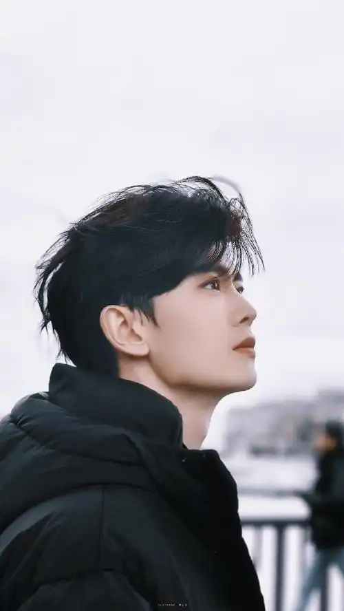 任嘉伦巴黎时装周#壁纸 95