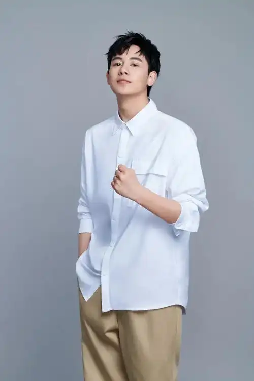 专访胡先煦野蛮生长