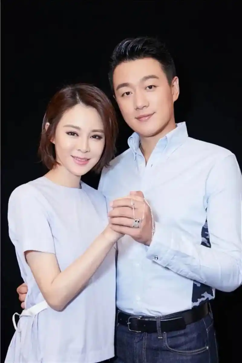 他就是佟大为,出道至今没有绯闻,颜值不输小鲜肉,演技也堪称一流,是一