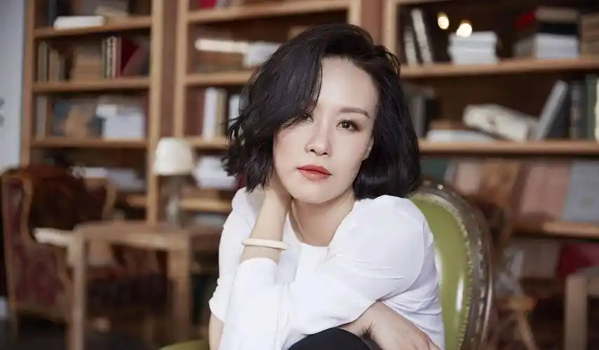 邬君梅:入选全球50大美人,自曝曾做过日本演员的小三,万分后悔_奥斯卡