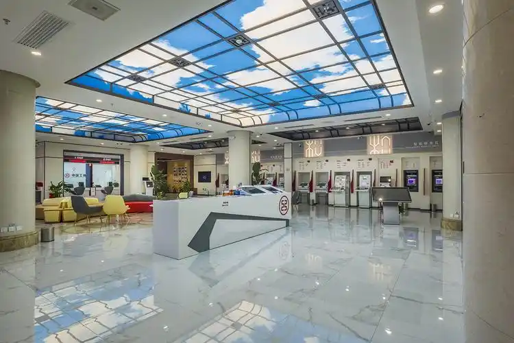 银行营业空间中的智慧厅堂在说什么