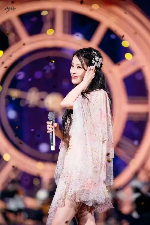 220921  iu蚕室演唱会两天高清饭拍【cr