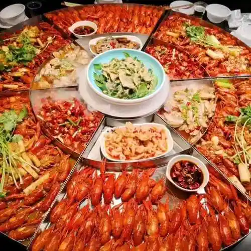 在吉安开了十年的虾叫叫全新升级回归霸气全虾宴有