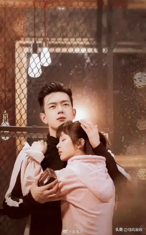 鹿晗和关晓彤没有结婚,嗯,依旧没有结婚.