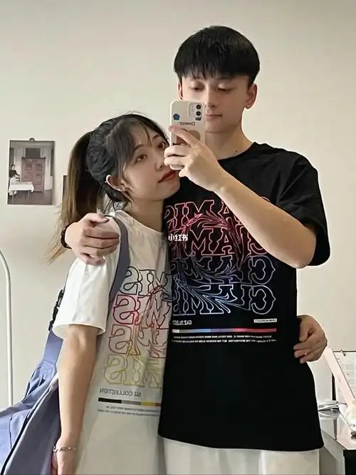 155/173情侣穿搭日记_情侣穿搭_裤子_日记_t恤_穿搭_堆堆袜_男朋友