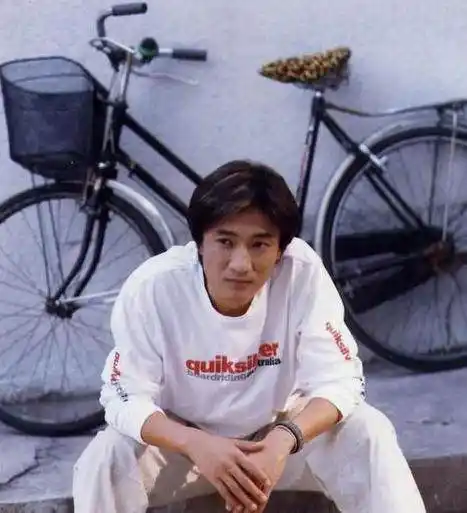 胡军同学,演多部热播剧却不红,有实力零绯闻与圈外妻子恩爱至今