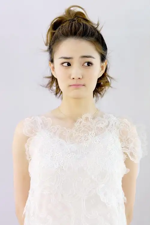 适合方脸的发型女短发(方脸适合什么短发)-九九号