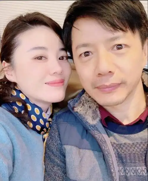 段奕宏:暗恋过陶虹却因自卑放弃,日本妻子陪他走过低谷期