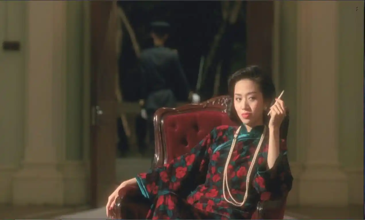 传奇女子梅艳芳,陌路红尘,她并不寂寞