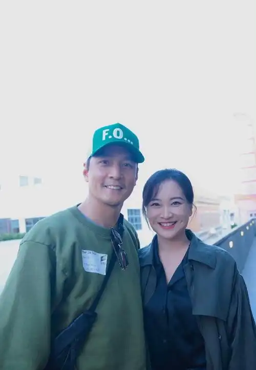 #吴彦祖发文称赞贾玲#