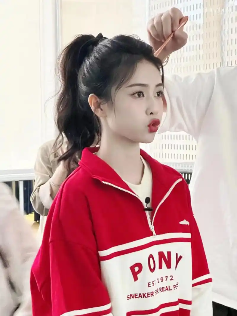 白鹿嘟嘟嘴好可爱～[心][心]