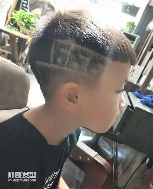2018夏季男童潮酷发型儿童发型图片男