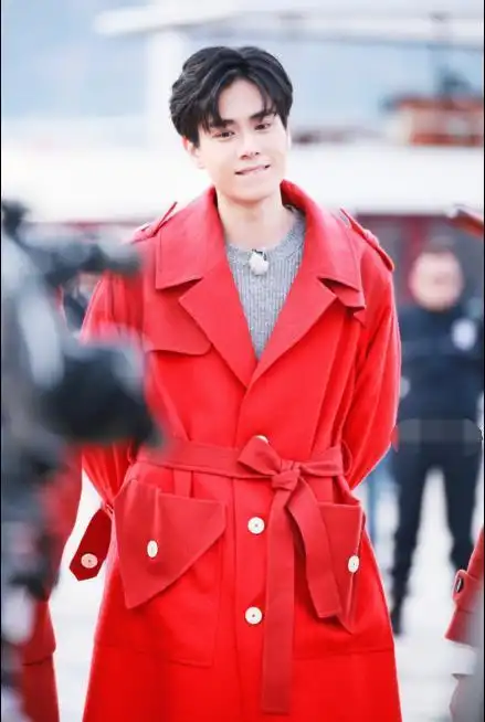 有一种悲伤叫做:胡一天的腰在林志颖肚脐眼上,眼睛超过熊梓淇头