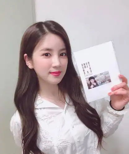 原创apink队长朴初珑真的打人了与a某部分通话内容公开