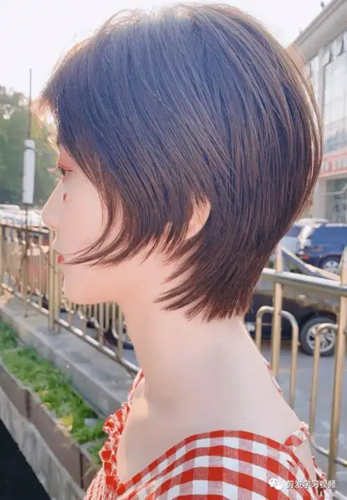 现在流行"减龄短发"50款_手机搜狐网