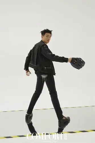 李泽锋最新帅气写真大片19