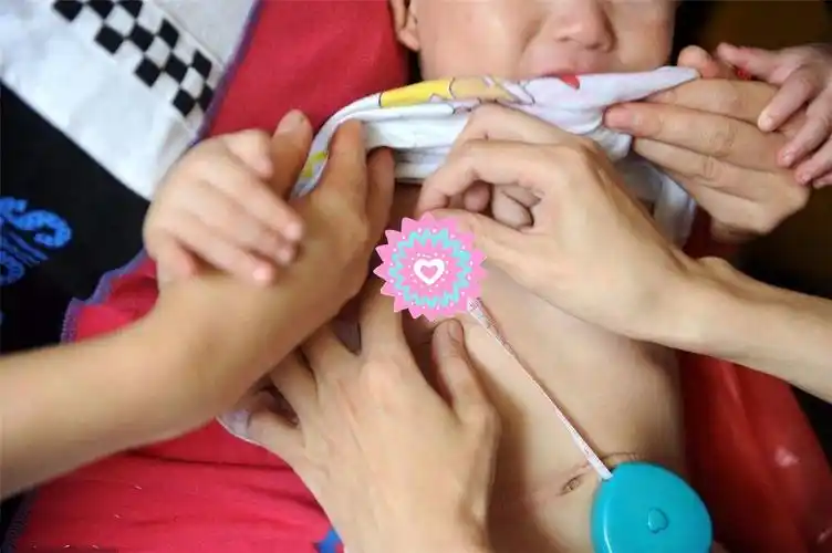 不好的习惯会促使孩子提前发育,甚至影响身高,家长要及时纠正