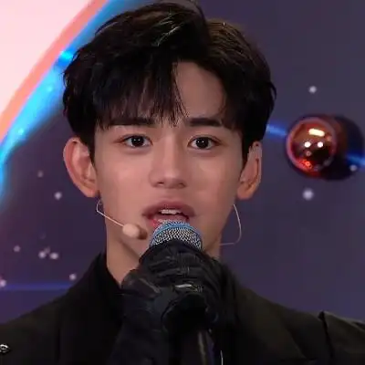 黄旭熙可二改头像