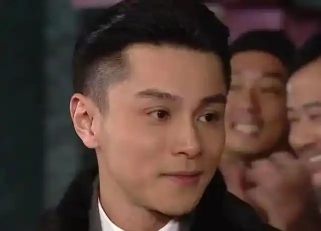 健康诚可贵!黄浩然上位期间突患重病,官恩娜曾无法合眼睡觉