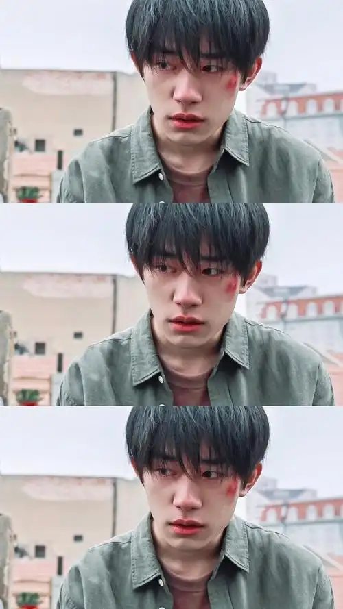 《送你一朵小红花》 韦一航/易烊千玺 图片来源于ks:yi_皖晗a.