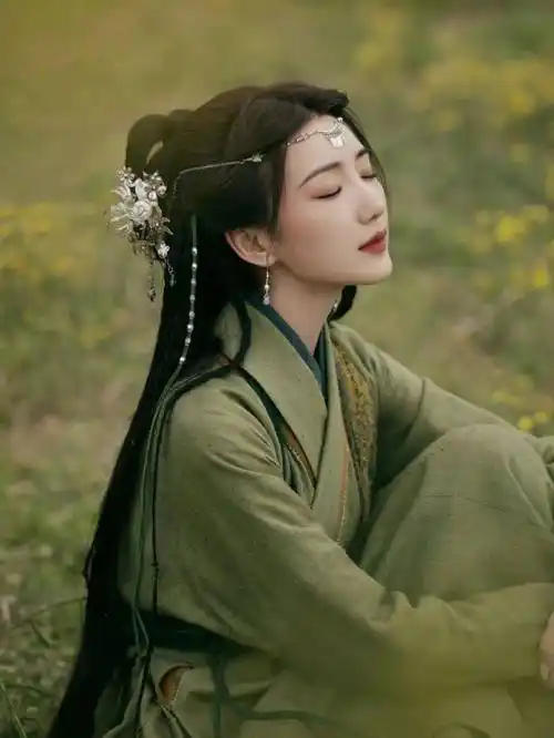 被陈都灵 关晓彤 徐璐的古风写真惊艳到了!_摄影_美人_古装