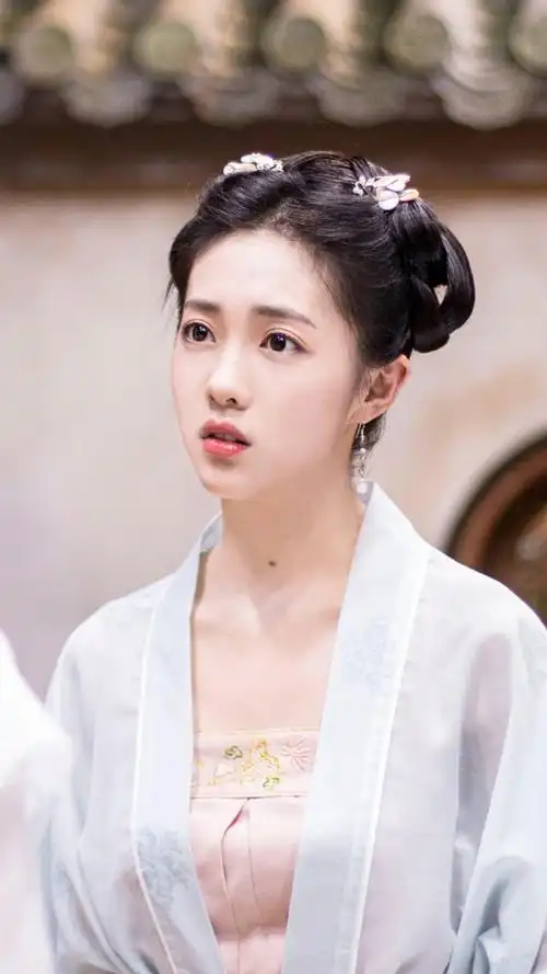 嫣语赋青黛王倩