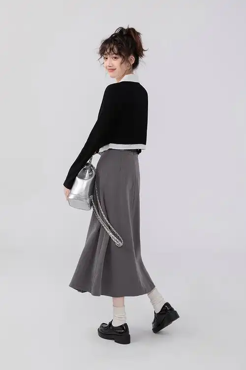 %:材质成分2024年夏季:年份季节s m l xl 2xl:尺码深灰色半身裙 皮带