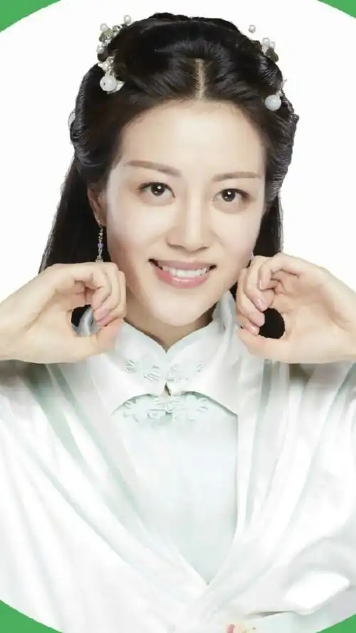 极品家丁 肖青璇 李溪芮