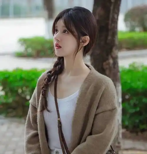 《偷偷藏不住》赵露思穿搭好感度超高!