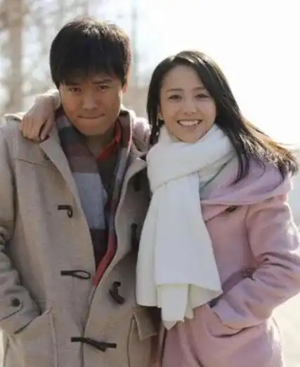 佟丽娅:父亲让她卑微,容忍老公出轨,离婚后勇敢做自己