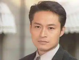 马景涛宣布离婚:为独力助弟再起 将婚姻画句号