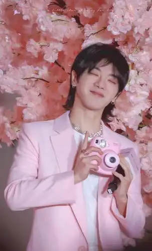 华晨宇,最具反差萌的天才歌王