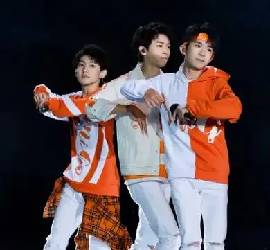 曝真顶流赴美生娃tf蔡徐坤和肖战无辜躺枪评论区炸了