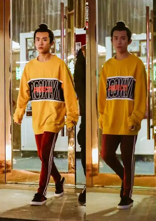 易烊千玺壁纸 黄色卫衣的好看